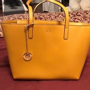 DONNA KARAN Handbag